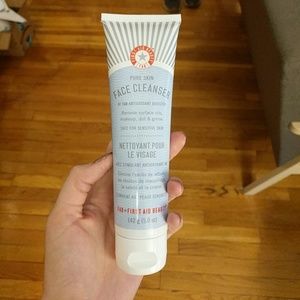 Full Size First Aid Beauty Pure Skin Face Cleanser